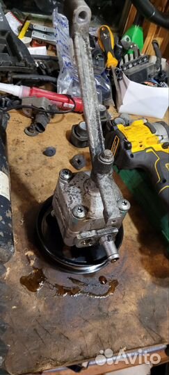 Насос гур Volvo XC90 I 2.4D дизель (2002-2014г)