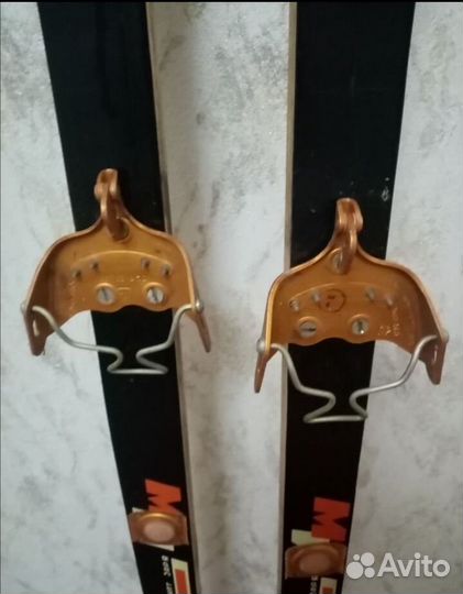 Беговые лыжи 210 см