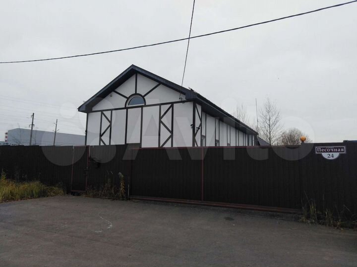 Дом 347 м² на участке 8 сот.