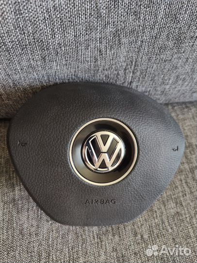 Руль VW Polo Sedan и подушка Tiguan 5TA880201AC