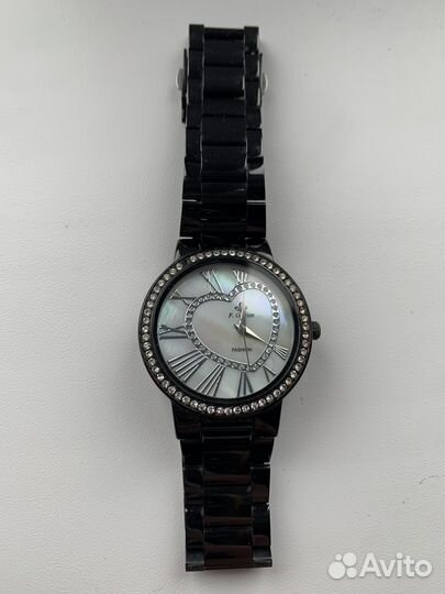 Часы наручные женские