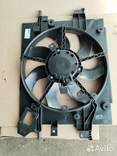 Вентилятор охлаждения Renault Logan 2