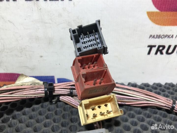 81254296840 Проводка кабины Man TGA