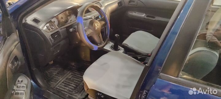 Mitsubishi Lancer 1.6 МТ, 2006, 320 000 км