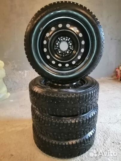 Yokohama Ice Guard Stud IG55 205/60 R16