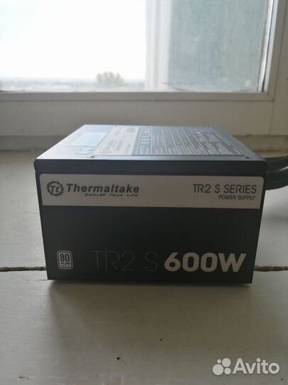 Блок питания Thermaltake TR2 S 600W