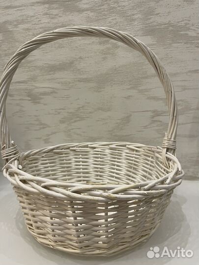 Корзина плетеная декоративная белая