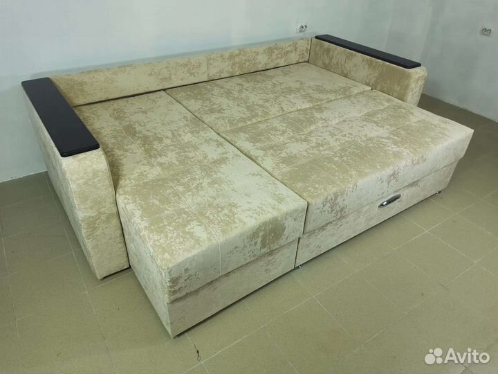 Угловой диван