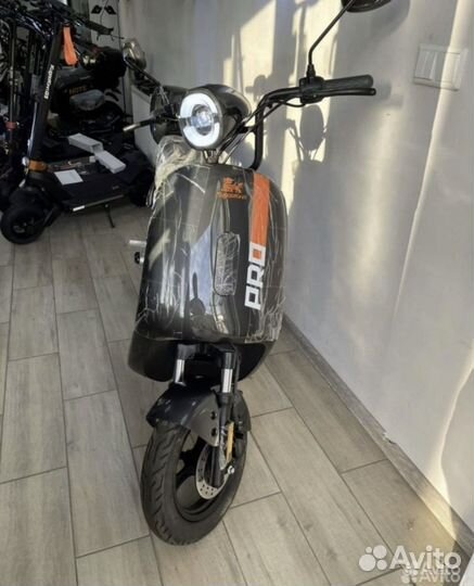 Электроскутер Kugoo V Pro