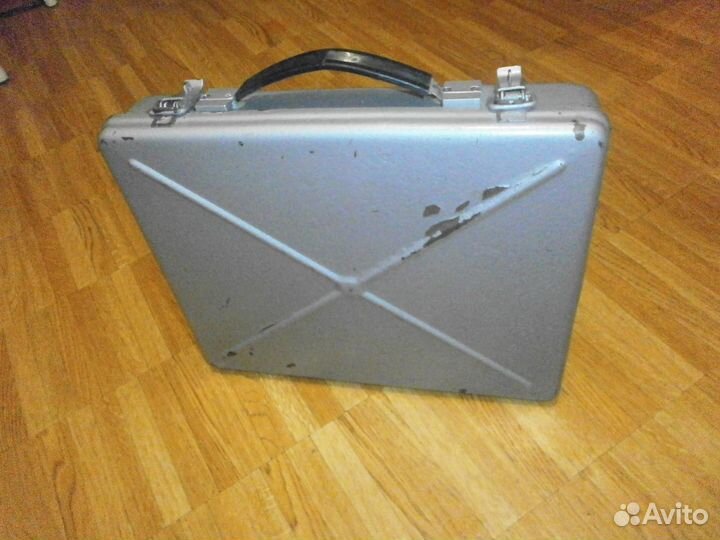 Кейс металл с инструментом