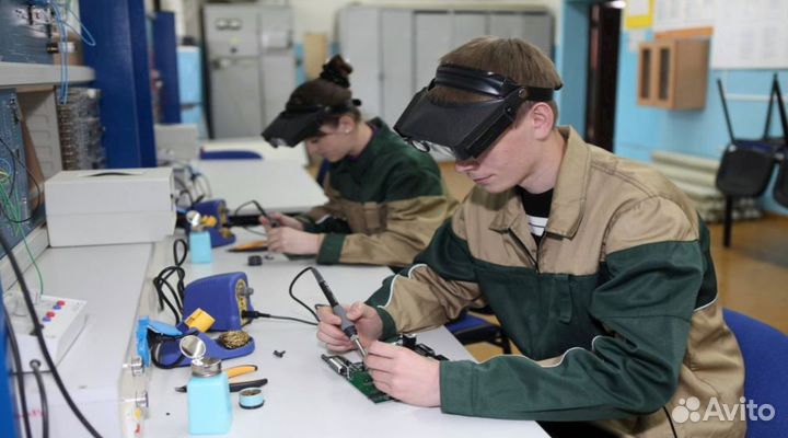 Слесарь сборщик / слесарь сборщик рэа