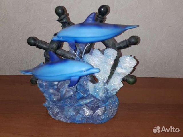 Сувенир с моря Дельфины