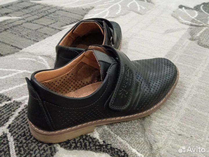 Подростковая школьная обувь