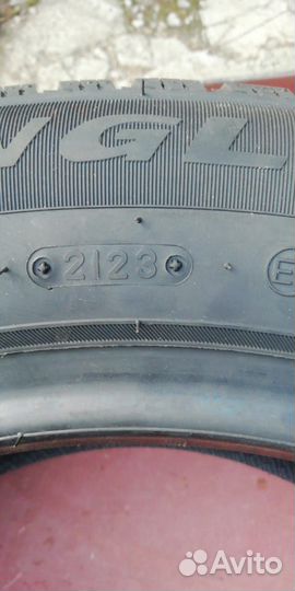 Triangle IcelynX TI501 215/60 R16 99T