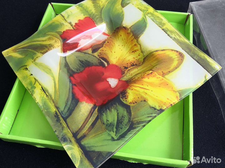 Блюдо квадратное цветы