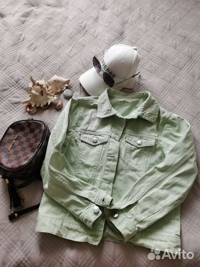 Джинсовая куртка для девочки 9-10 лет