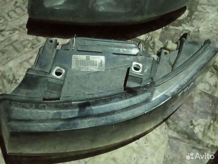 Фара Seat Leon Toledo 1999-2006