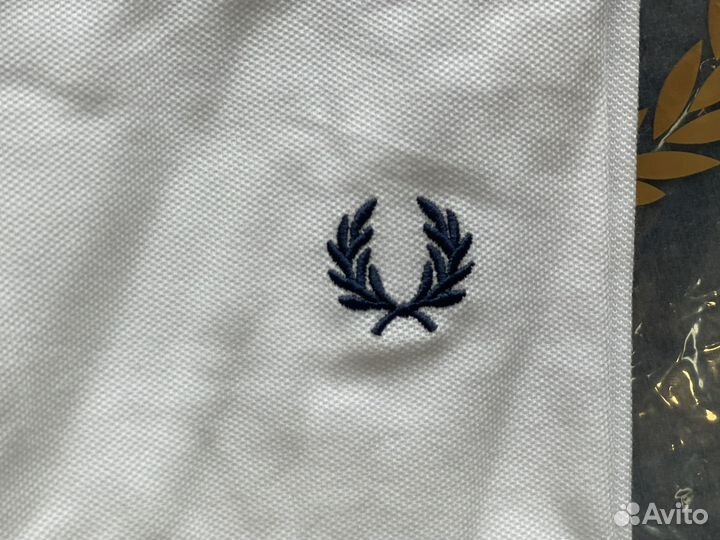 Поло Fred Perry