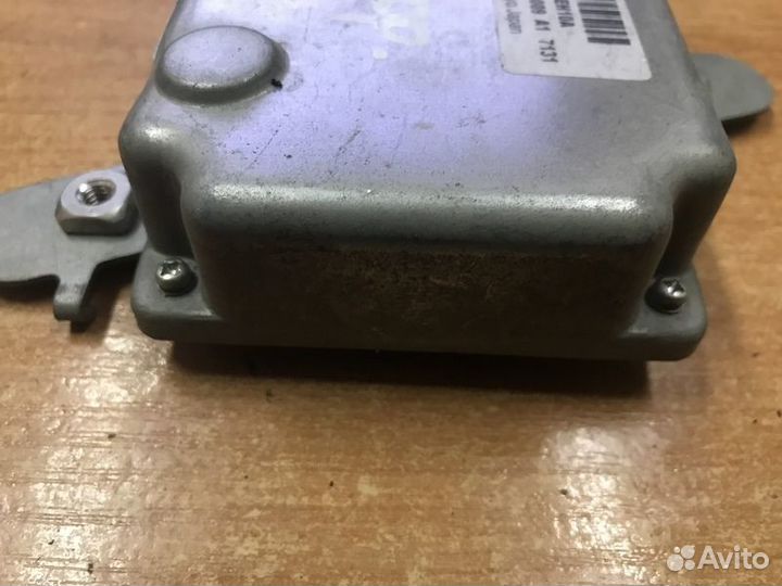 Блок электронный Infiniti M35 Y50 с2004-2010г М35