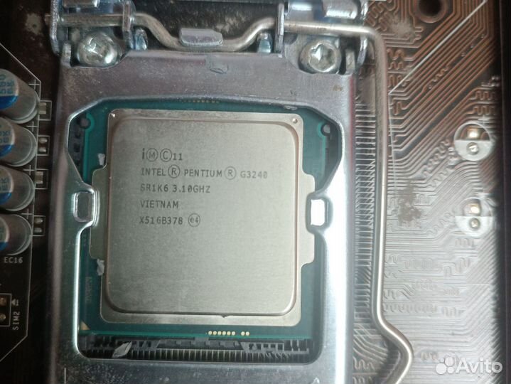 Материнская плата с процессором g3240