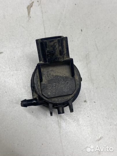 Моторчик омывателя лобового Toyota Camry V50/V55