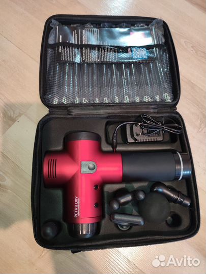 Перкуссионный массажер массажный пистолет В Кейсе