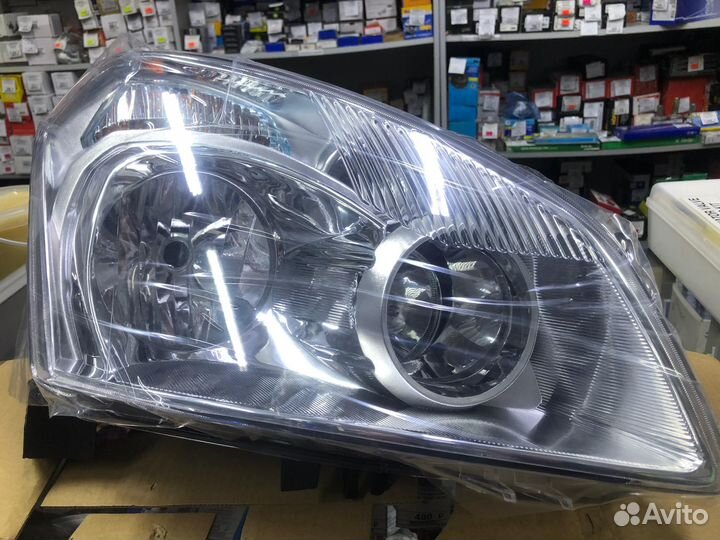 Фара с эл/кор Nissan Qasqai 06-10 Правая