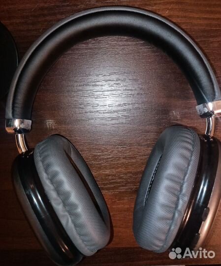 Беспроводные наушники