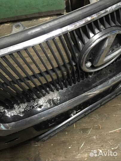 Молдинг решётки Lexus GS 2007-2011 рестайлинг