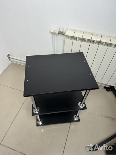 Столик с ярусами