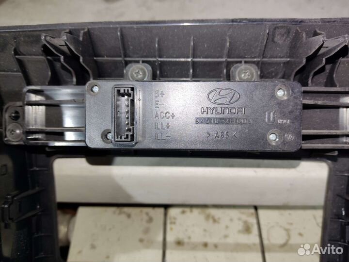 Консоль центральная Хендай Элантра HD