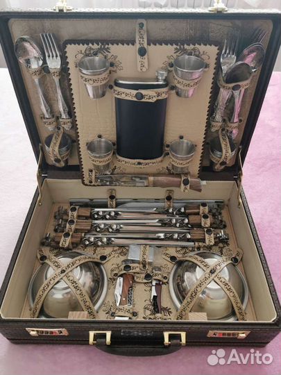 Набор посуды для пикника