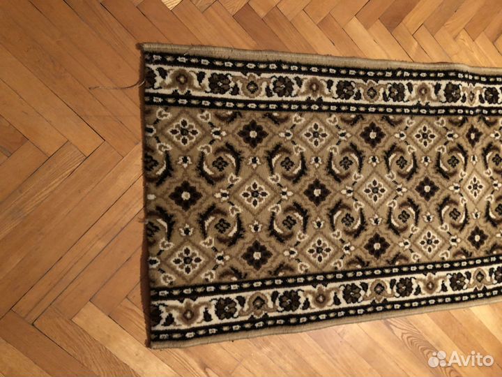 Ковровые дорожки новые