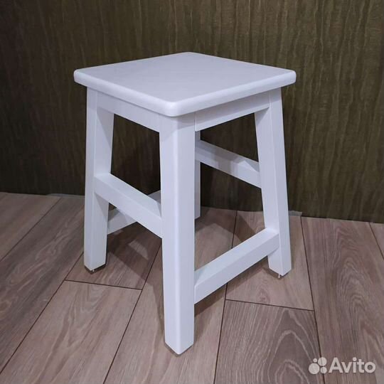 Стулья и табуретки