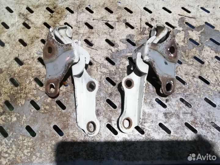 Петли капота Lexus Ls430 Toyota Celsior UCF30