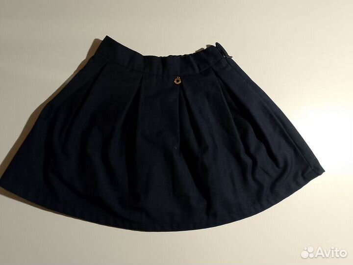 122-128 девочке 12 предметов