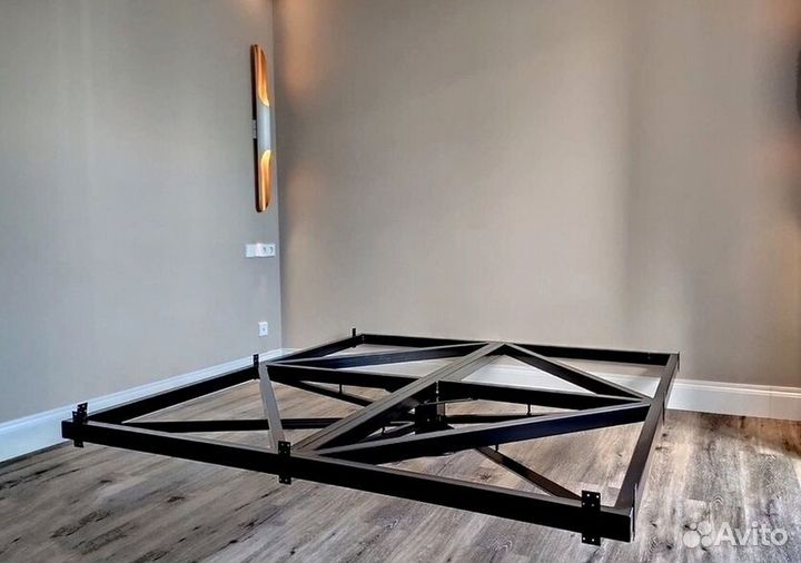 Каркас парящей кровати металлический
