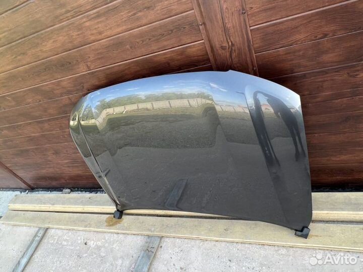 Капот Toyota Land Cruiser 200 2008-2015