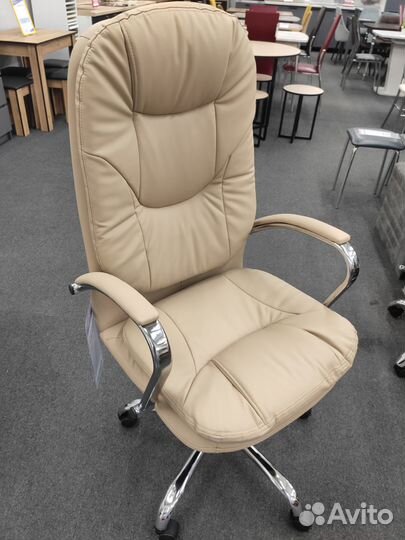 Кресло офисное Элегант в наличии