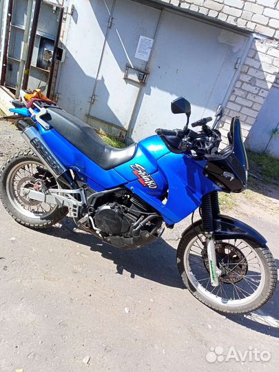 Kawasaki KLE 500