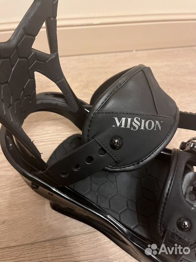 Крепление для сноуборда burton
