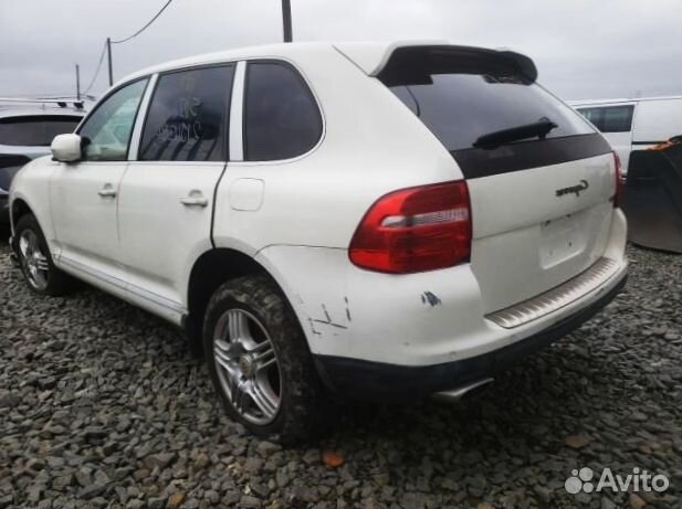 Магнитола дисплей на porsche cayenne 957