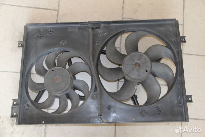 Диффузор радиатора volkswagen golf 4 1J1