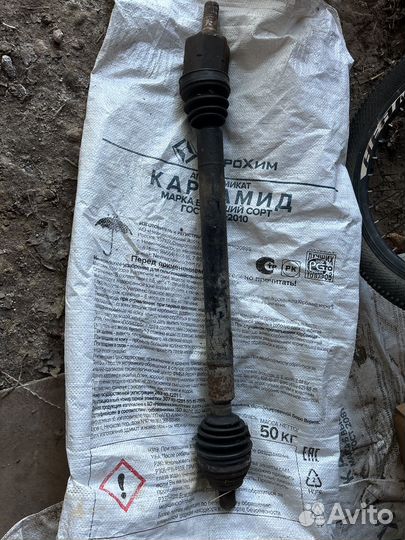 Привод Шрус volkswagen б6 передний правый