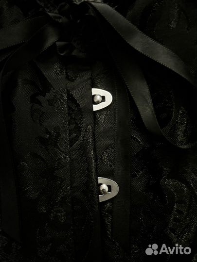 Готический корсет