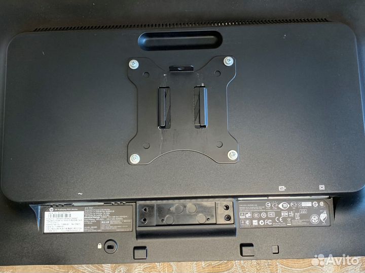Монитор HP ProDisplay P221