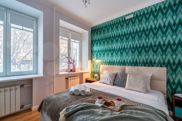 4-к. квартира, 80 м², 1/6 эт.