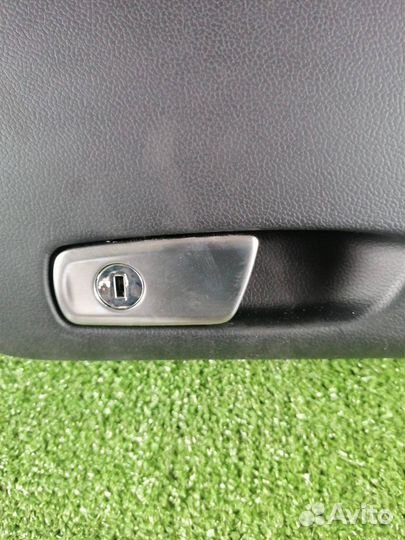 Бардачок Audi A5 cala 2009