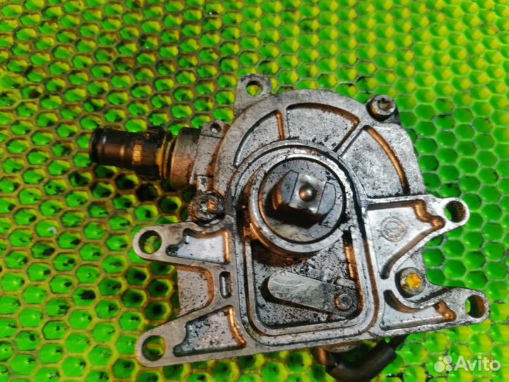 Насос вакуумный Opel Zafira, Astra