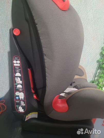Детское автокресло Саpella